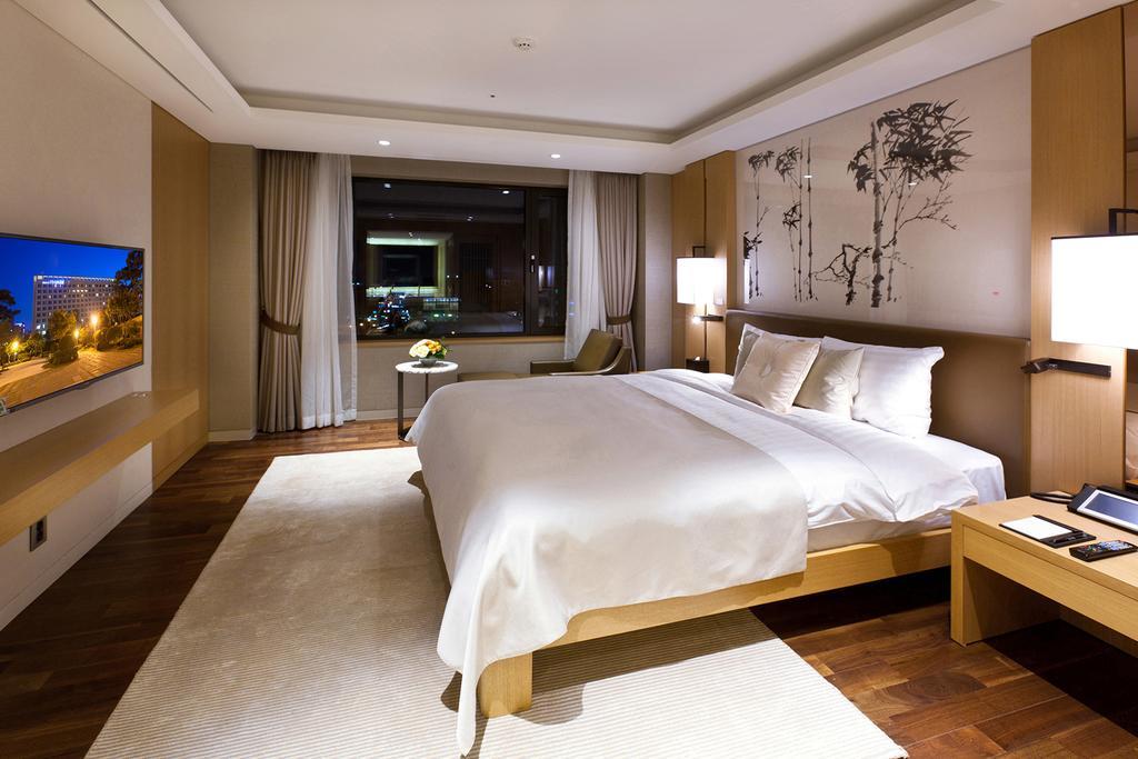 Hotel Hyundai By Lahan Ilsan Ni Exterior foto
